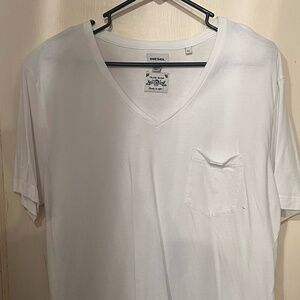 Diesel White V-neck XL with Pocket